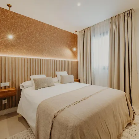 Higueron Lomas Solarium Fuengirola